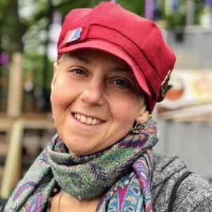 Meet your Posher, Lisa